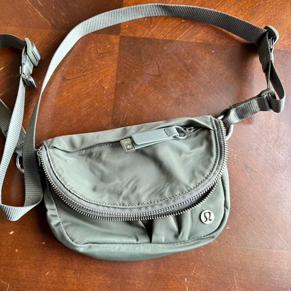 LULULEMON All Night Festival Bag Micro Crossbody - Grey Sage GRSG